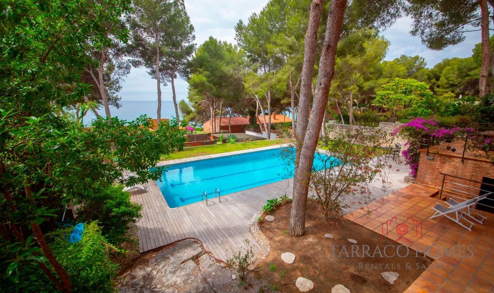 Th100 Villa Vacacional Con Vistas Al Mar En Tamari 塔拉戈纳